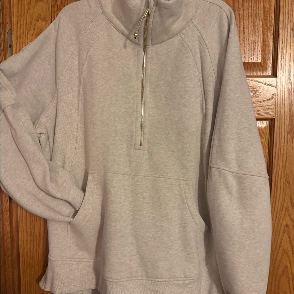 Women's Lulu Lemon Half-Zip long scuba